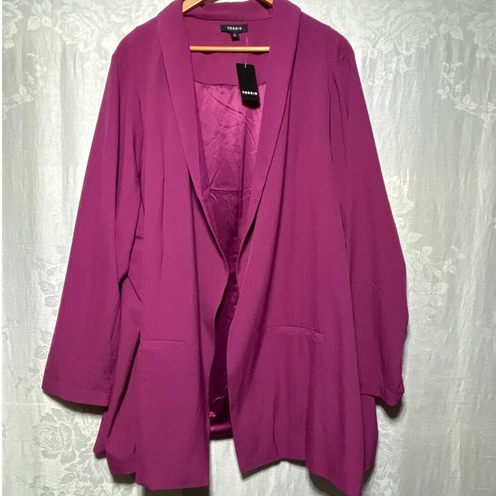 Torrid Jacket 6 6X Magenta Crepe Long Line Blazer Purple